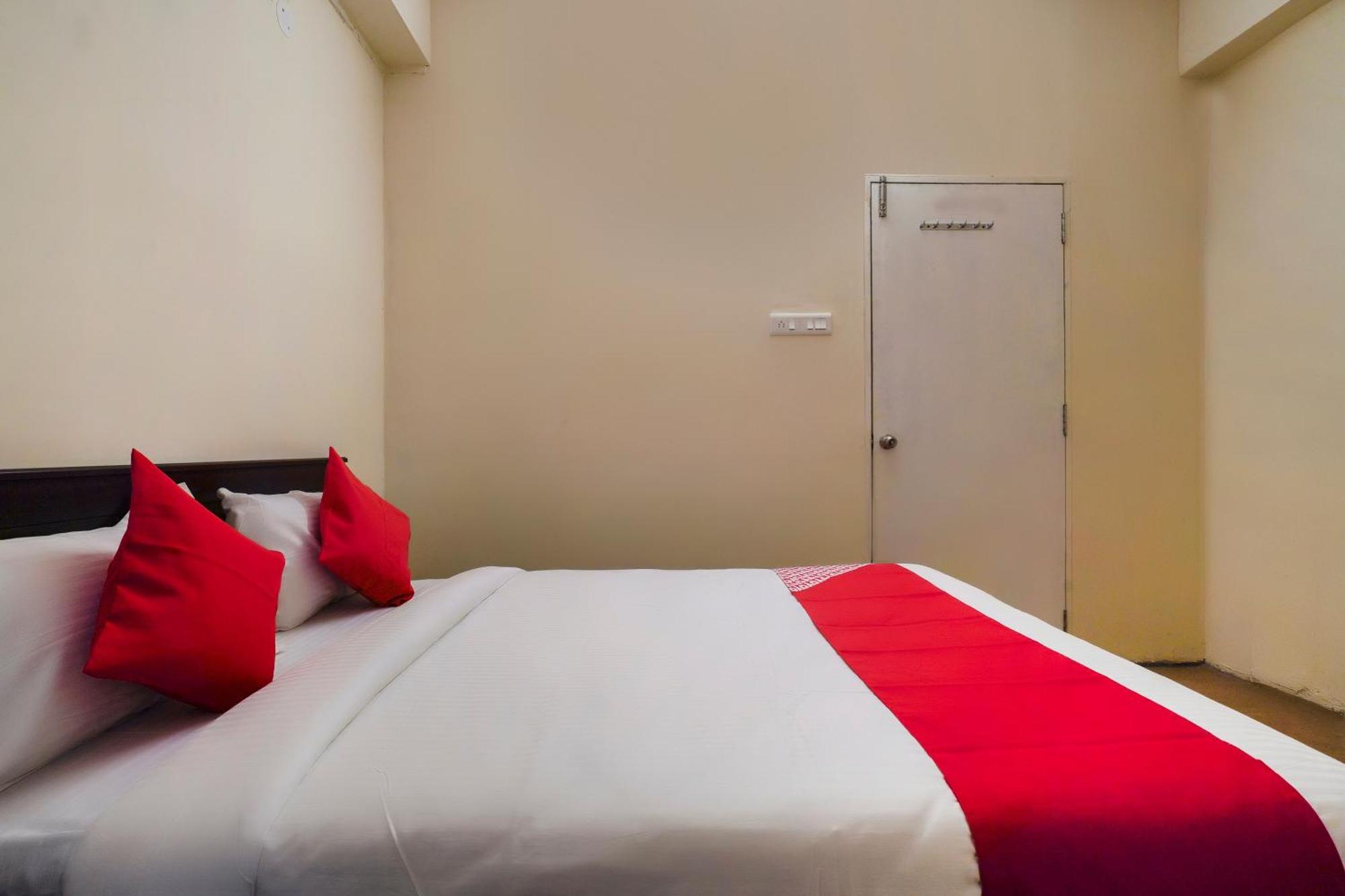Hotel O Alpine Glow Zenith Haidarábád Kültér fotó